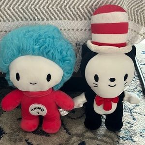 Universal Studios 2019 Orlando FL, Thing 1 & Dr. Seuss.